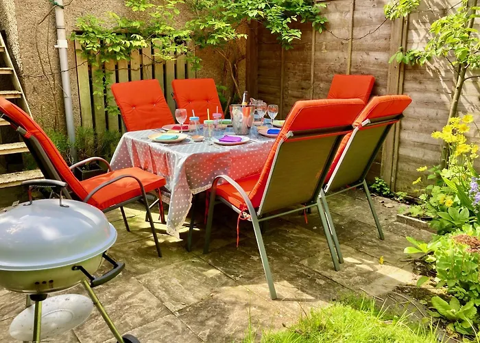 Key Cottage, Sleeps 8