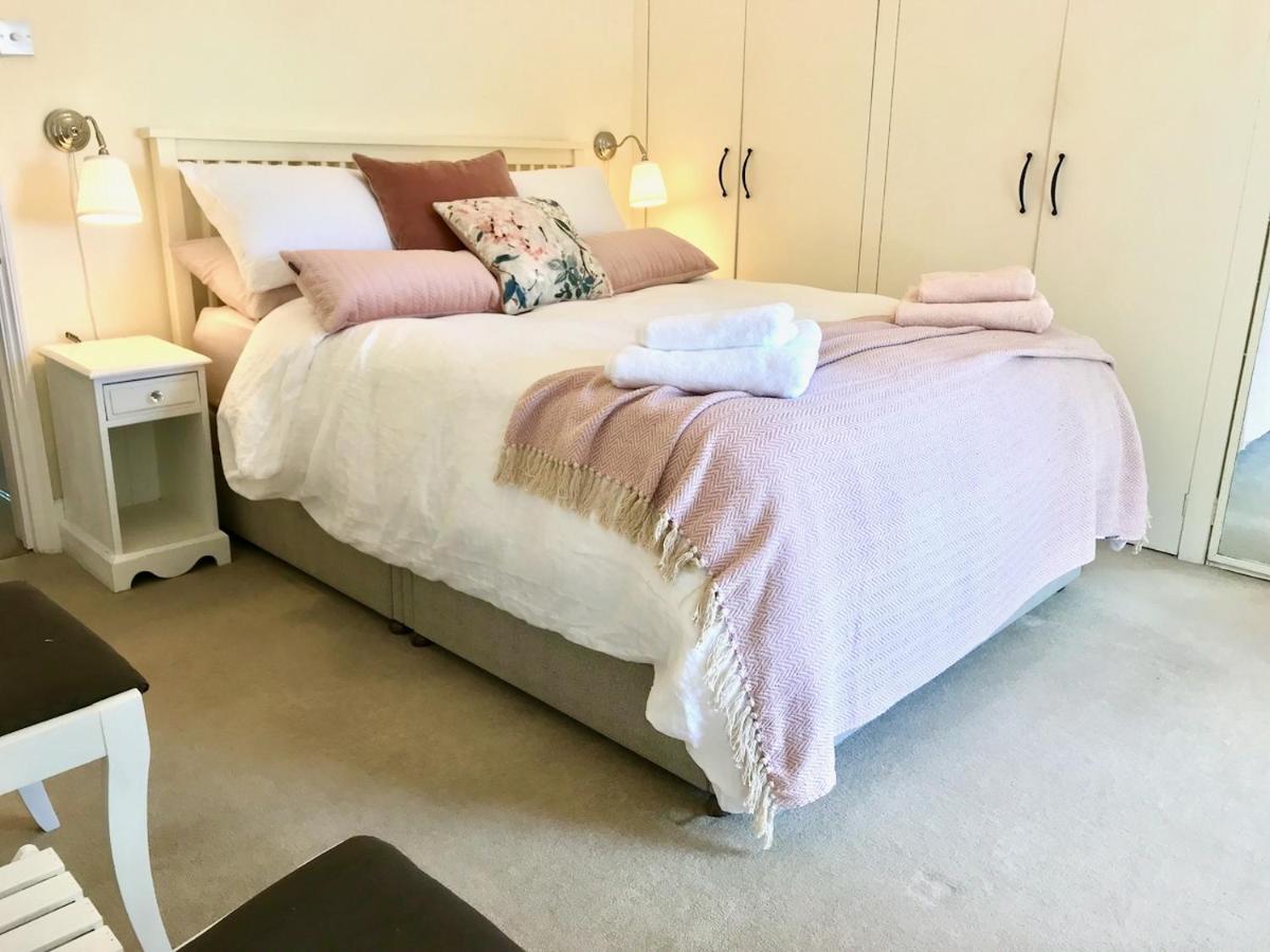 Holiday home Key Cottage, Sleeps 8 Brimscombe