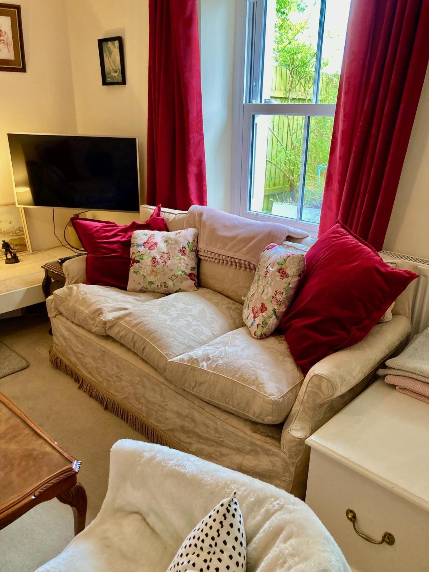 Holiday home Key Cottage, Sleeps 8 Brimscombe